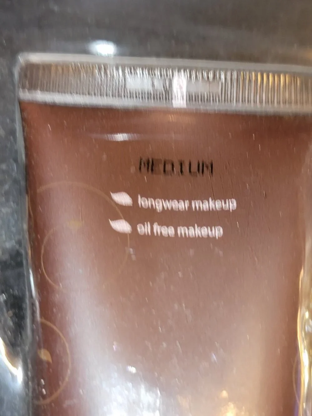 New tarte Amazonian Clay 12-Hour Full Coverage Foundation | Medium Kabuki Brush